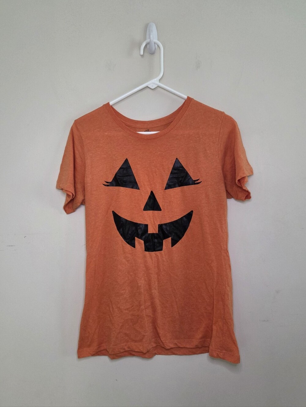 Women's Celebrate Halloween Pumpkin Jack O Lantern T-shirt Sz Small